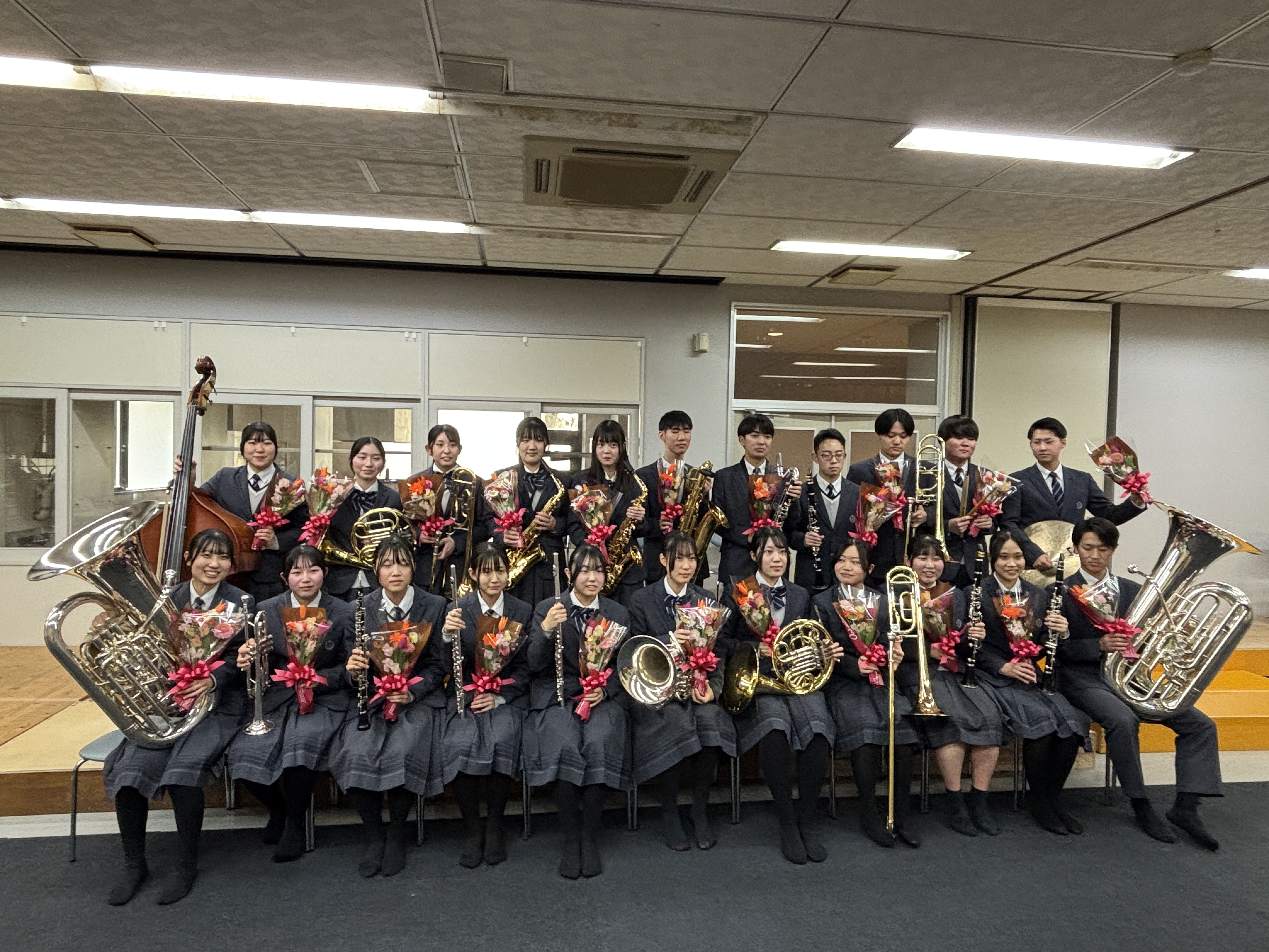 【吹奏楽部】　６２期生卒業式